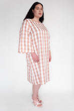 KEEGAN CLASSIC 3/4 SLEEVED DRESS [ Pink And White Gingham ]