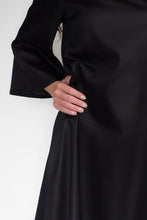 KEEGAN CLASSIC 3/4 SLEEVED DRESS [ Black Cotton Sateen, Light, Wide Sleeves ]