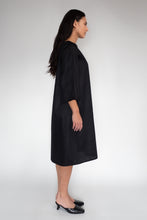 KEEGAN CLASSIC 3/4 SLEEVED DRESS [ Black Cotton Sateen, Light, Wide Sleeves ]