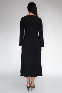 DRIZZLE LONG SLEEVED DRESS [ Black Cotton, Crinkled Texture ] (Copy)