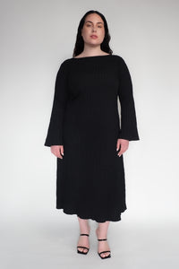 DRIZZLE LONG SLEEVED DRESS [ Black Cotton, Crinkled Texture ] (Copy)