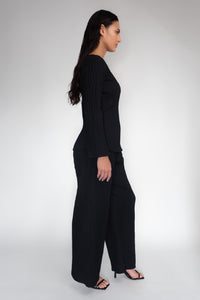 DRIZZLE LONG SLEEVED TOP [ Black Cotton, Crinkled Texture ]