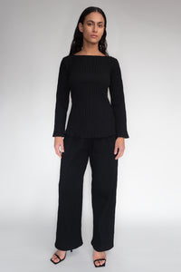 DRIZZLE LONG SLEEVED TOP [ Black Cotton, Crinkled Texture ]