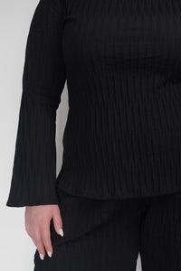 DRIZZLE LONG SLEEVED TOP [ Black Cotton, Crinkled Texture ]