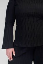 DRIZZLE LONG SLEEVED TOP [ Black Cotton, Crinkled Texture ]