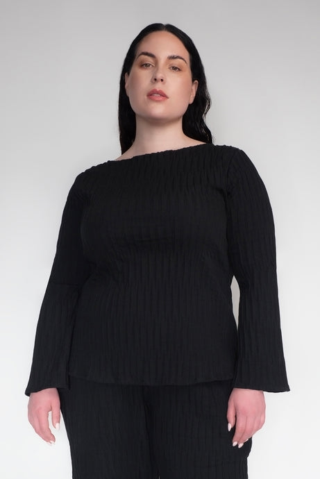 DRIZZLE LONG SLEEVED TOP [ Black Cotton, Crinkled Texture ]