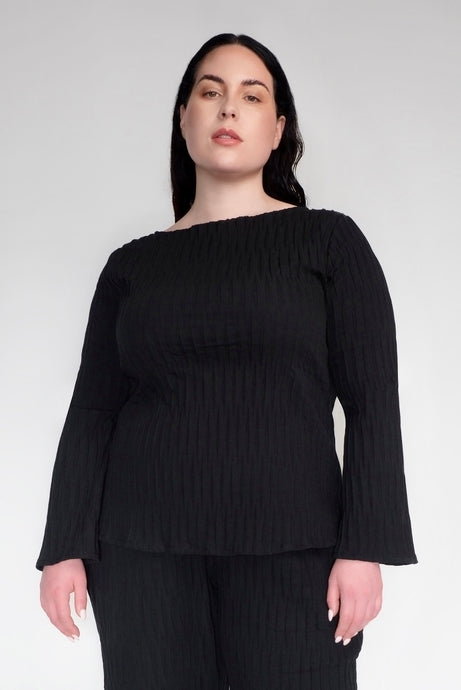 DRIZZLE LONG SLEEVED TOP [ Black Cotton, Crinkled Texture ]