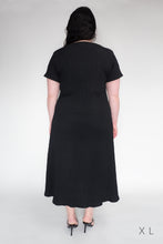 DRIZZLE SHORT SLEEVED DRESS [ Black Cotton, Crinkled Texture ]