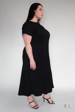 DRIZZLE SHORT SLEEVED DRESS [ Black Cotton, Crinkled Texture ]