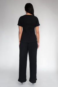 DRIZZLE SHORT SLEEVED TOP [ Black Cotton, Crinkled Texture ]