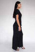 DRIZZLE SHORT SLEEVED TOP [ Black Cotton, Crinkled Texture ]
