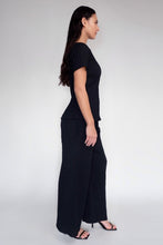 DRIZZLE SHORT SLEEVED TOP [ Black Cotton, Crinkled Texture ]