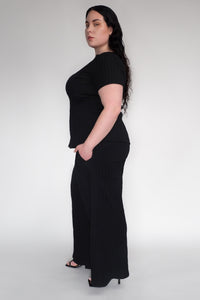 DRIZZLE SHORT SLEEVED TOP [ Black Cotton, Crinkled Texture ]