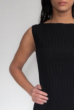 DRIZZLE SLEEVELESS DRESS [ Black Cotton, Crinkled Texture ]