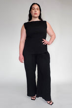 DRIZZLE SLEEVELESS TANK [ Black Cotton, Crinkled Texture ]