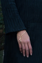 DRIZZLE BRACELET [ Gold Plated Brass, Teardrop Charms ]