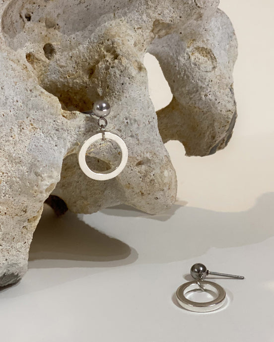 SMALL RING EARRINGS ~ SILVER [ Round Ring Circles ]