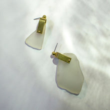REFRACTION EARRINGS [ FROSTED, X LARGE  ]